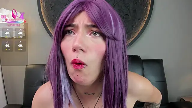 miss sharlotte18 online show from March 14, 2025, 6:07 pm