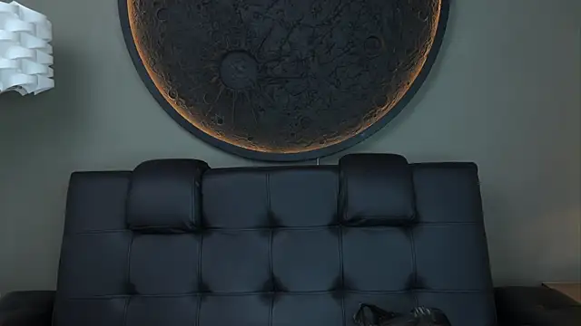 Snapshot of miss_vaiolette chatting on October 24, 2025, 11:06 am miss vaiolette online show from October 24, 2025, 11:06 am