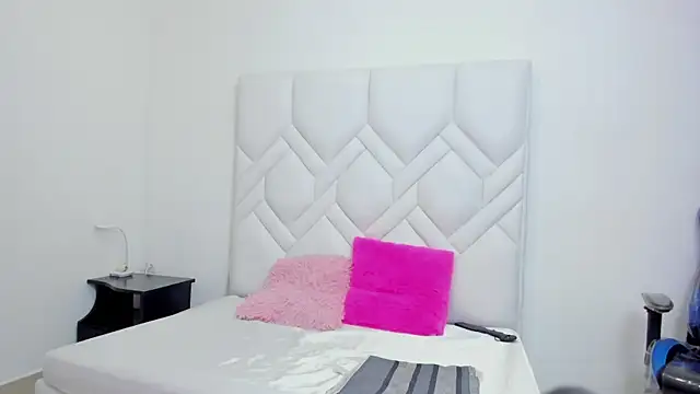 Mature Hard online show from January 13, 2025, 7:31 pm