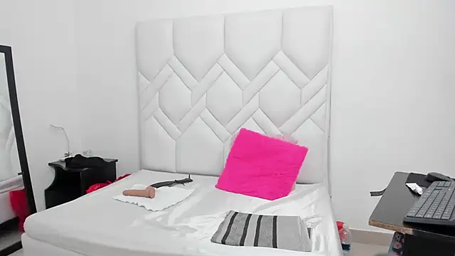 Mature Hard online show from February 26, 2025, 12:16 am