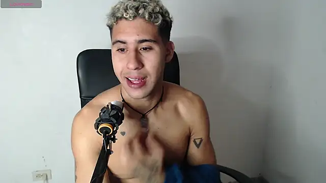 Daiki Jack online show from December 20, 2024, 2:08 am