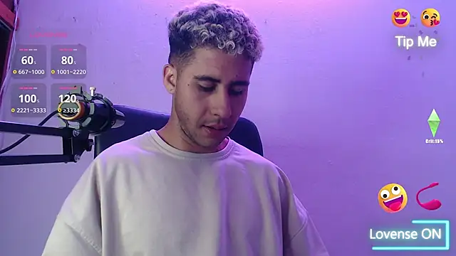 Daiki Jack online show from December 21, 2024, 5:51 pm