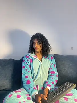 Snapshot of Lucas_eevans chatting on November 25, 2025, 12:49 pm Lucas eevans online show from November 25, 2025, 12:49 pm