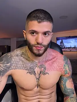 Snapshot of Frank_Farrell chatting on December 19, 2024, 6:01 am Frank Farrell online show from December 19, 2024, 6:01 am