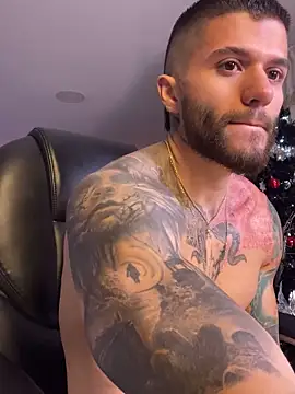 Snapshot of Frank_Farrell chatting on December 21, 2024, 5:36 am Frank Farrell online show from December 21, 2024, 5:36 am