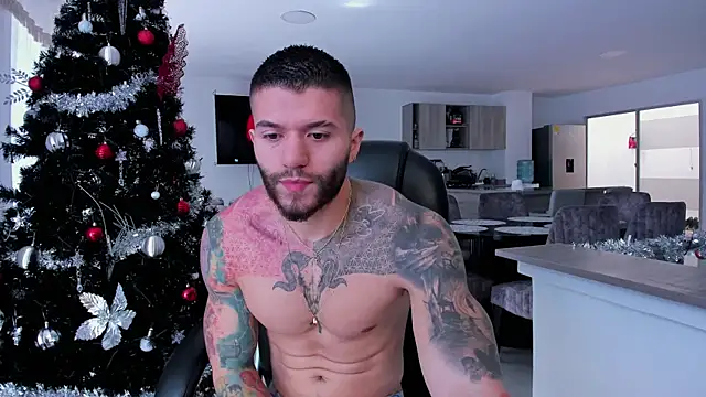 Snapshot of Frank_Farrell chatting on December 28, 2024, 3:04 pm Frank Farrell online show from December 28, 2024, 3:04 pm