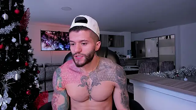 Snapshot of Frank_Farrell chatting on December 30, 2024, 5:55 pm Frank Farrell online show from December 30, 2024, 5:55 pm