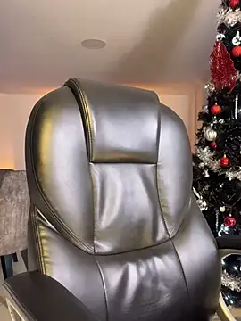 Snapshot of Frank_Farrell chatting on January 9, 2025, 5:23 am Frank Farrell online show from January 9, 2025, 5:23 am