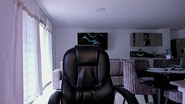 Snapshot of Frank_Farrell chatting on January 24, 2025, 6:14 pm Frank Farrell online show from January 24, 2025, 6:14 pm