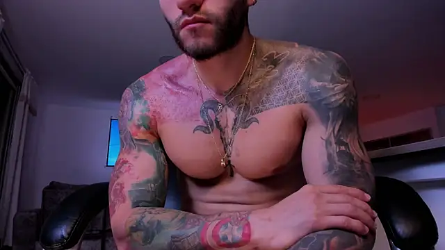 Snapshot of Frank_Farrell chatting on February 1, 2025, 11:27 pm Frank Farrell online show from February 1, 2025, 11:27 pm