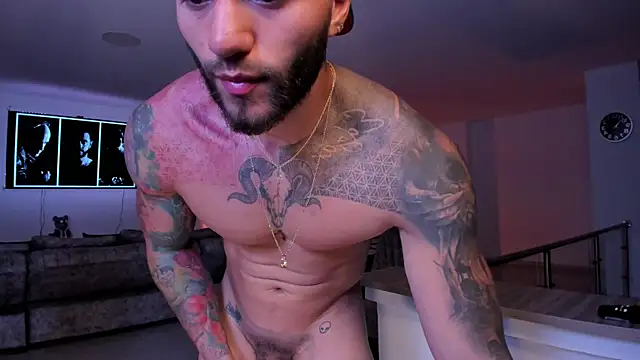 Snapshot of Frank_Farrell chatting on March 14, 2025, 12:54 am Frank Farrell online show from March 14, 2025, 12:54 am