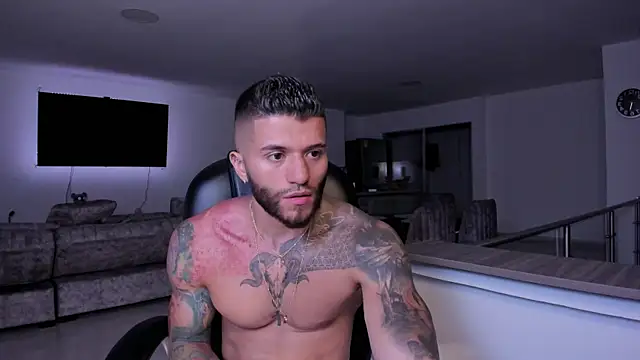 Snapshot of Frank_Farrell chatting on March 21, 2025, 6:27 am Frank Farrell online show from March 21, 2025, 6:27 am