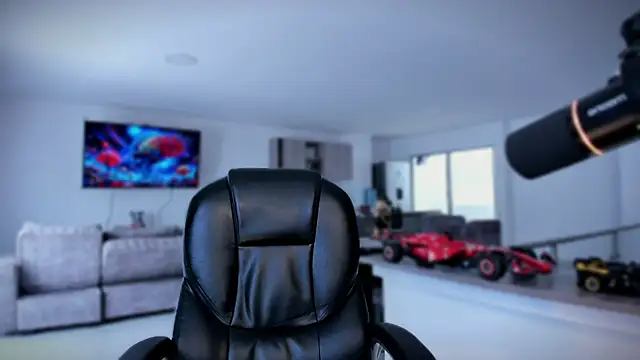 Snapshot of Frank_Farrell chatting on September 12, 2025, 6:19 pm Frank Farrell online show from September 12, 2025, 6:19 pm