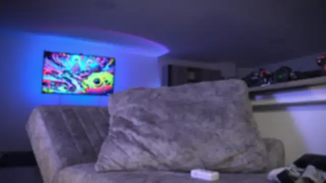 Snapshot of Frank_Farrell chatting on October 6, 2025, 10:51 pm Frank Farrell online show from October 6, 2025, 10:51 pm