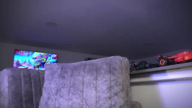 Snapshot of Frank_Farrell chatting on October 9, 2025, 6:11 am Frank Farrell online show from October 9, 2025, 6:11 am