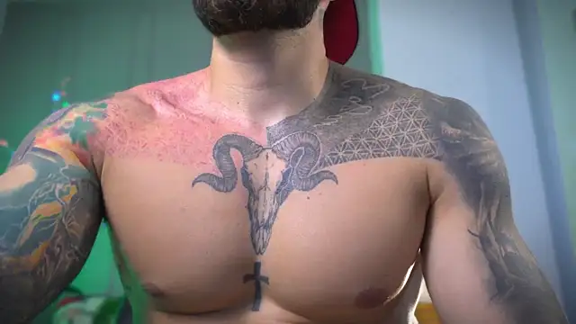 Snapshot of Frank_Farrell chatting on November 28, 2025, 8:55 pm Frank Farrell online show from November 28, 2025, 8:55 pm