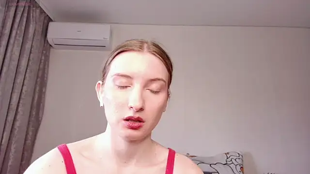  whiteprincess online show from March 10, 2025, 9:43 am