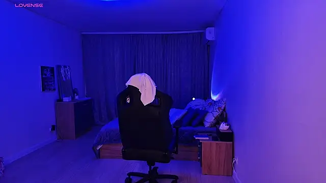 Snapshot of _whiteprincess chatting on March 20, 2025, 9:15 am whiteprincess online show from March 20, 2025, 9:15 am