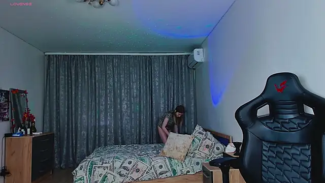 Snapshot of _whiteprincess chatting on November 7, 2025, 10:04 am whiteprincess online show from November 7, 2025, 10:04 am