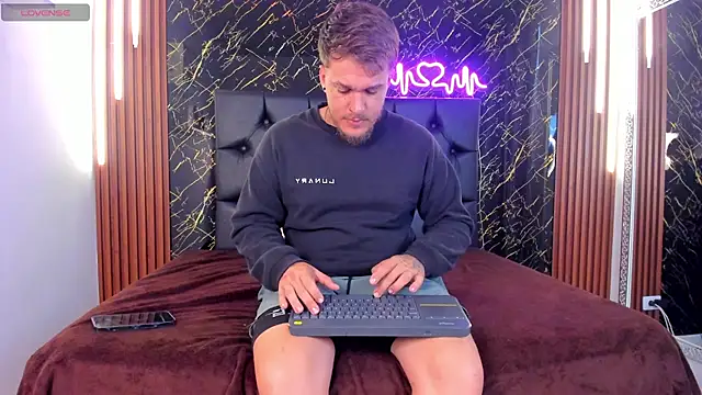 keane lee online show from September 25, 2025, 12:53 pm