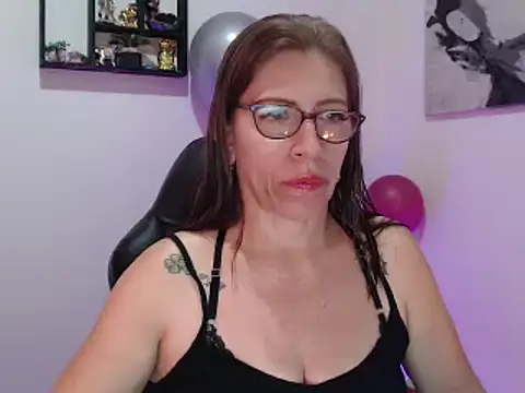 Chayla Ruiz online show from March 13, 2025, 9:37 pm