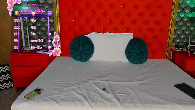 VallerieJones online show from February 20, 2025, 10:27 am