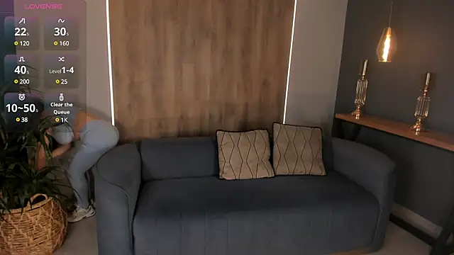 KateSunder online show from March 6, 2025, 9:58 am