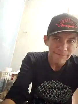 MarsWood online show from November 12, 2025, 7:13 pm