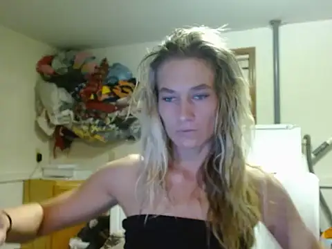 missymilf online show from October 1, 2025, 1:00 am