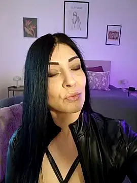 AryaSummersReal online show from March 1, 2025, 8:23 am