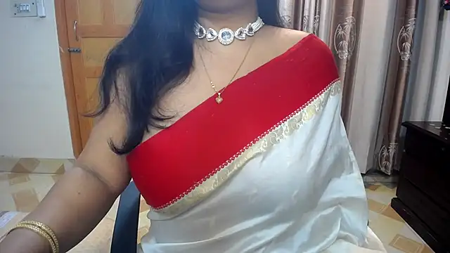 lady maeda  online show from December 7, 2024, 7:21 pm