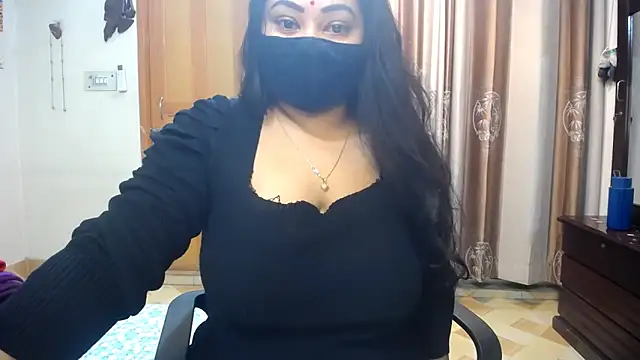 lady maeda  online show from December 30, 2024, 10:55 pm