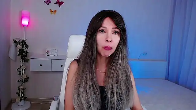 wendifoste online show from November 24, 2025, 7:02 pm