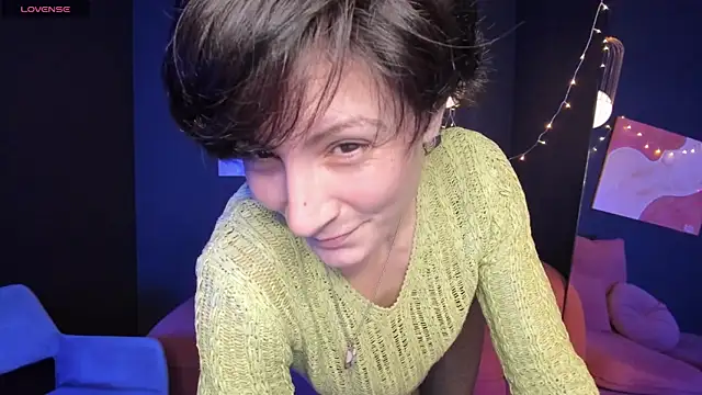 Snapshot of LorenDaze chatting on January 31, 2025, 2:28 pm LorenDaze online show from January 31, 2025, 2:28 pm