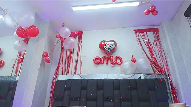  carolina fox online show from February 19, 2025, 6:11 am