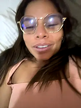 ROUSSH online show from September 8, 2025, 11:15 pm