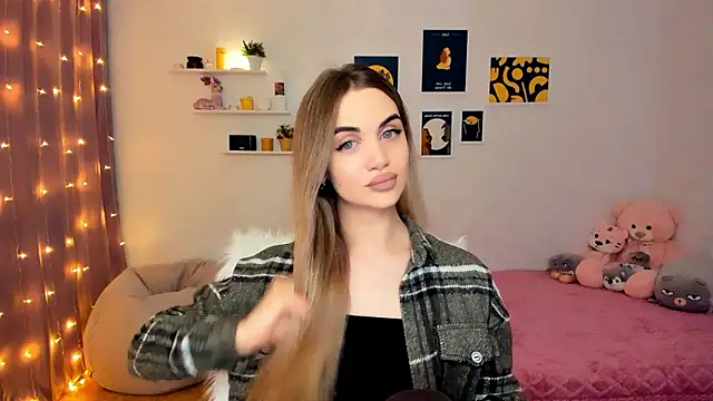 aPieceOfJoy online show from December 9, 2024, 12:01 am