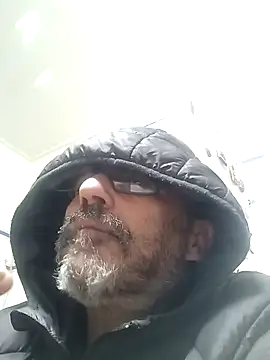 superzeus1 online show from November 27, 2025, 8:05 am