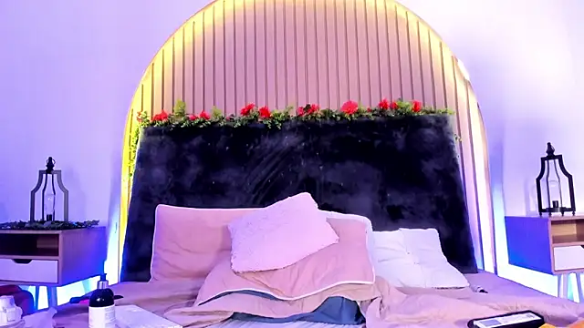 Karlagonzales  online show from January 28, 2025, 9:40 pm