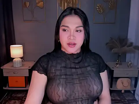 MaxeneCullens online show from September 15, 2025, 4:45 am