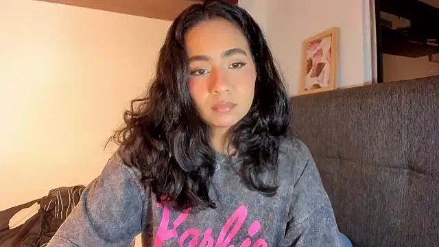 valeryvegas 2 online show from November 10, 2025, 1:37 am