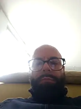 Snapshot of Dolceporco19 chatting on October 5, 2025, 12:25 pm Dolceporco19 online show from October 5, 2025, 12:25 pm