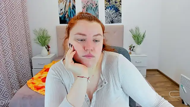 Snapshot of PolinaSalvatore chatting on January 25, 2025, 7:49 am PolinaSalvatore online show from January 25, 2025, 7:49 am