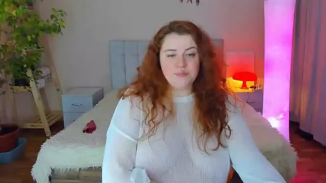 Snapshot of PolinaSalvatore chatting on March 11, 2025, 11:48 pm PolinaSalvatore online show from March 11, 2025, 11:48 pm