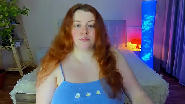 Snapshot of PolinaSalvatore chatting on March 13, 2025, 6:56 pm PolinaSalvatore online show from March 13, 2025, 6:56 pm