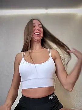 EvaCatt online show from September 10, 2025, 4:12 am