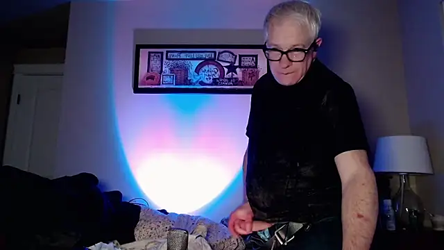 Snarfle82 online show from December 3, 2025, 5:15 am