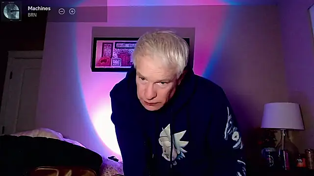 Snarfle82 online show from December 5, 2025, 6:22 am