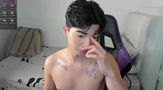 Snapshot of santy7v7 chatting on February 2, 2025, 1:30 pm santy7v7 online show from February 2, 2025, 1:30 pm