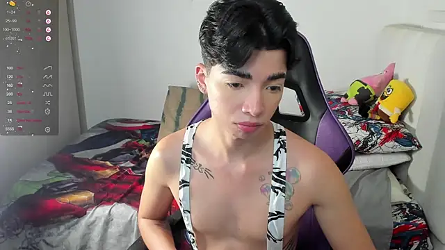 Snapshot of santy7v7 chatting on February 18, 2025, 1:22 pm santy7v7 online show from February 18, 2025, 1:22 pm